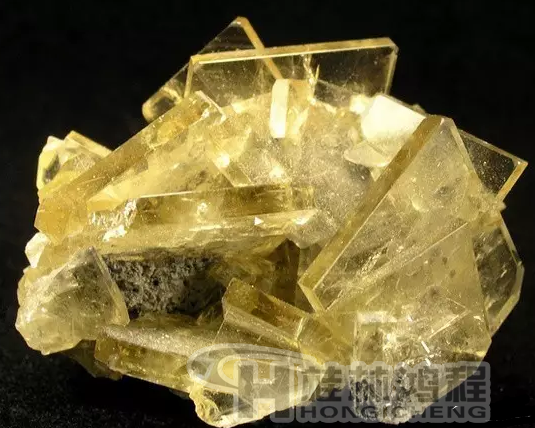 超微細(xì)重晶石磨粉機(jī)，重晶石粉碎機(jī)，重晶石磨粉設(shè)備