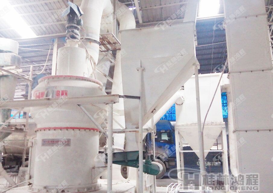 HC1300，325目錳礦石磨粉設(shè)備，錳礦石雷蒙磨粉機(jī)配置方案
