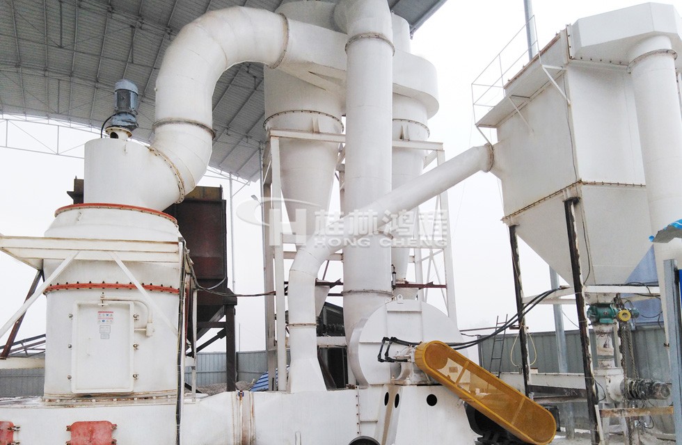 HC1900打礦石粉機(jī)器多少錢一臺(tái) 雷蒙磨粉機(jī)多少錢一臺(tái)？幾萬到幾十萬不等